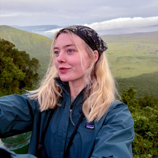 Bachelor of Commerce student Sydney Neilsen in Tanzania with BUSI 4117.